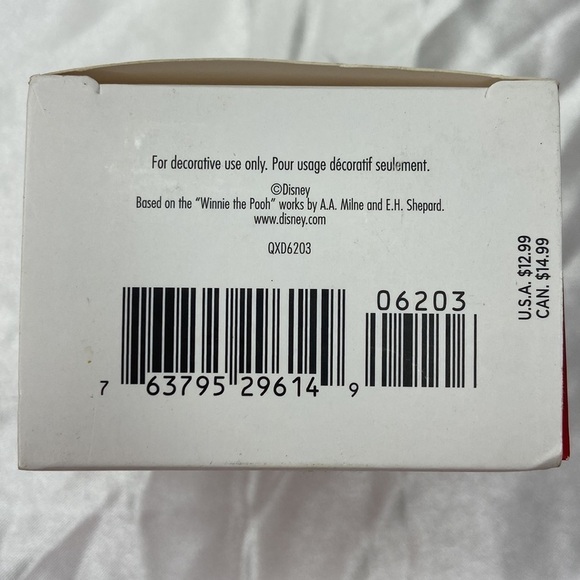 Hallmark Keepsake Disney Winnie the Pooh And Tigger Too Hallmark Ornament 2018 - Picture 4 of 11